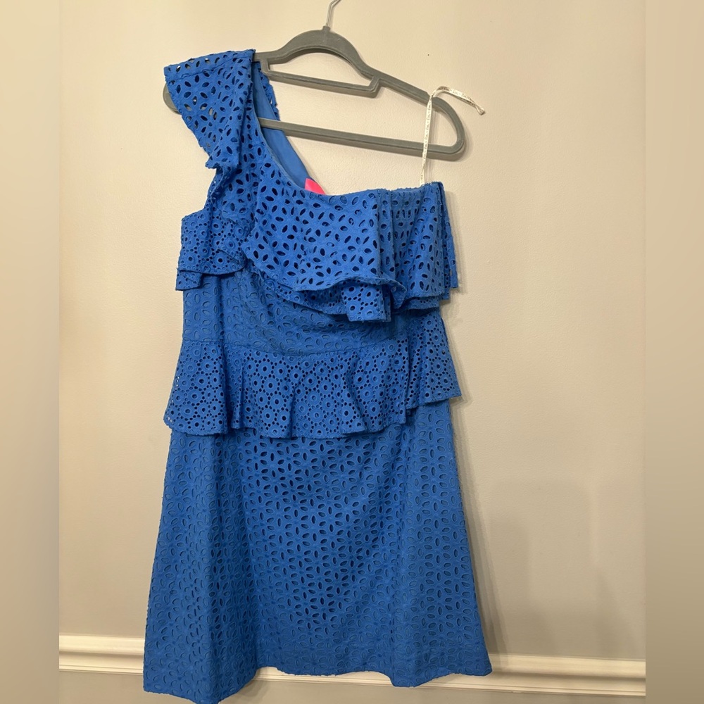 Lilly Pulitzer dress. Size 14.